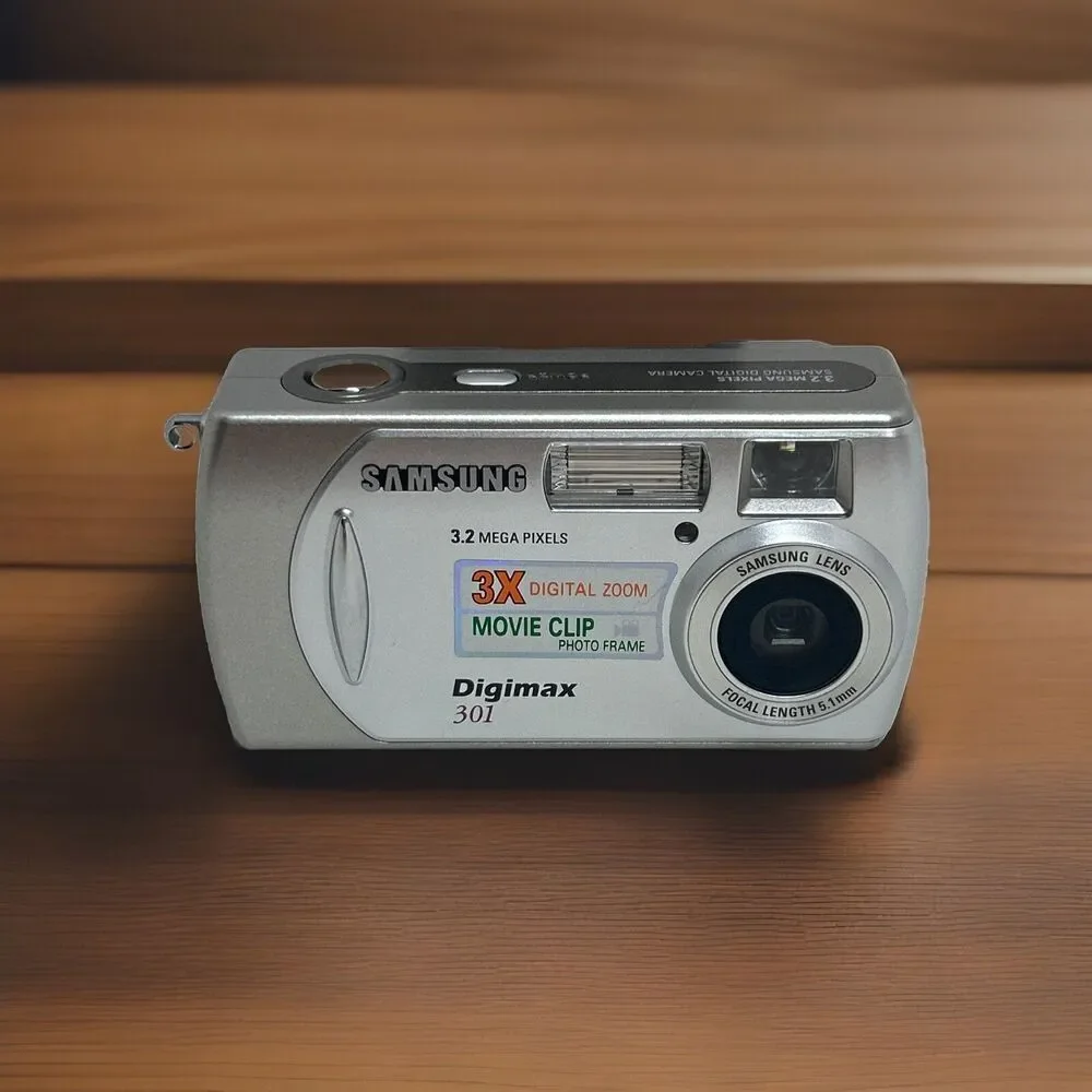 Samsung Digimax‎ 301 Digital Camera 3.2 Megapixel 3X Zoom - Tested Works - MINT